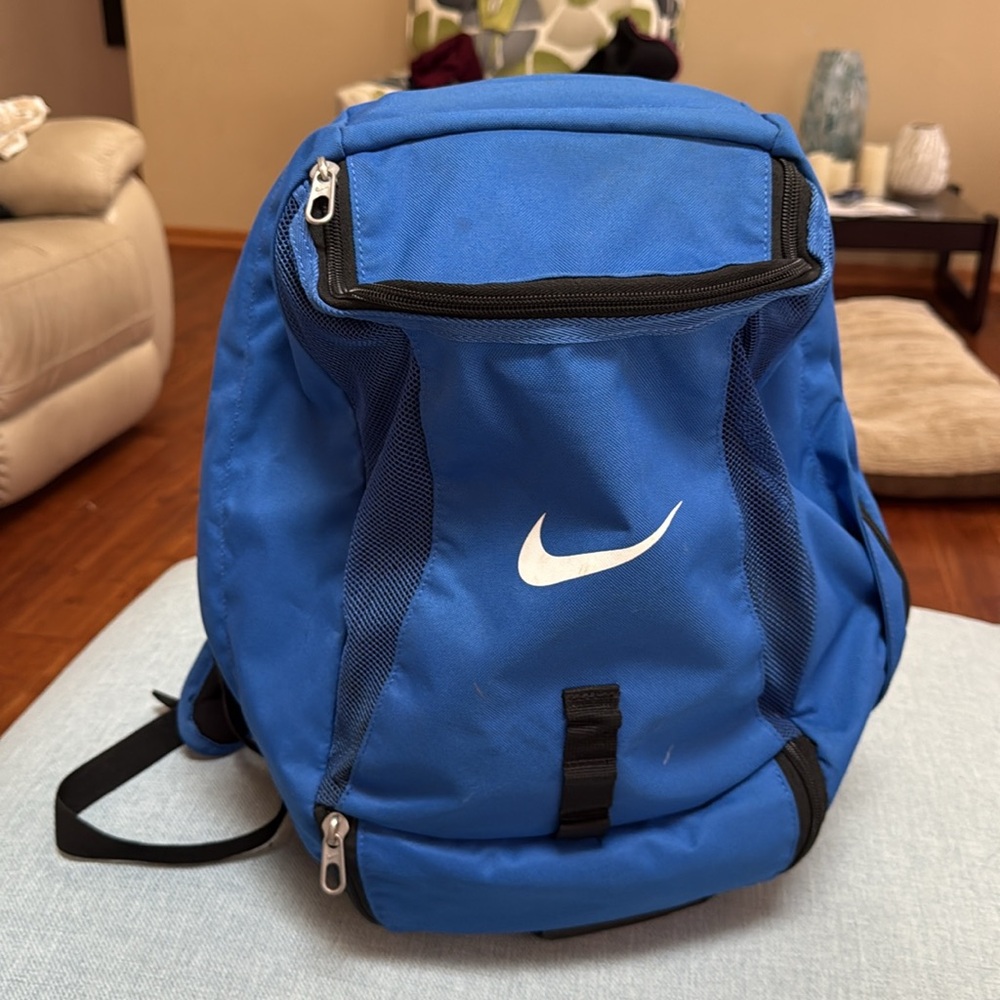 Nike back pack blue and black. Unisex.